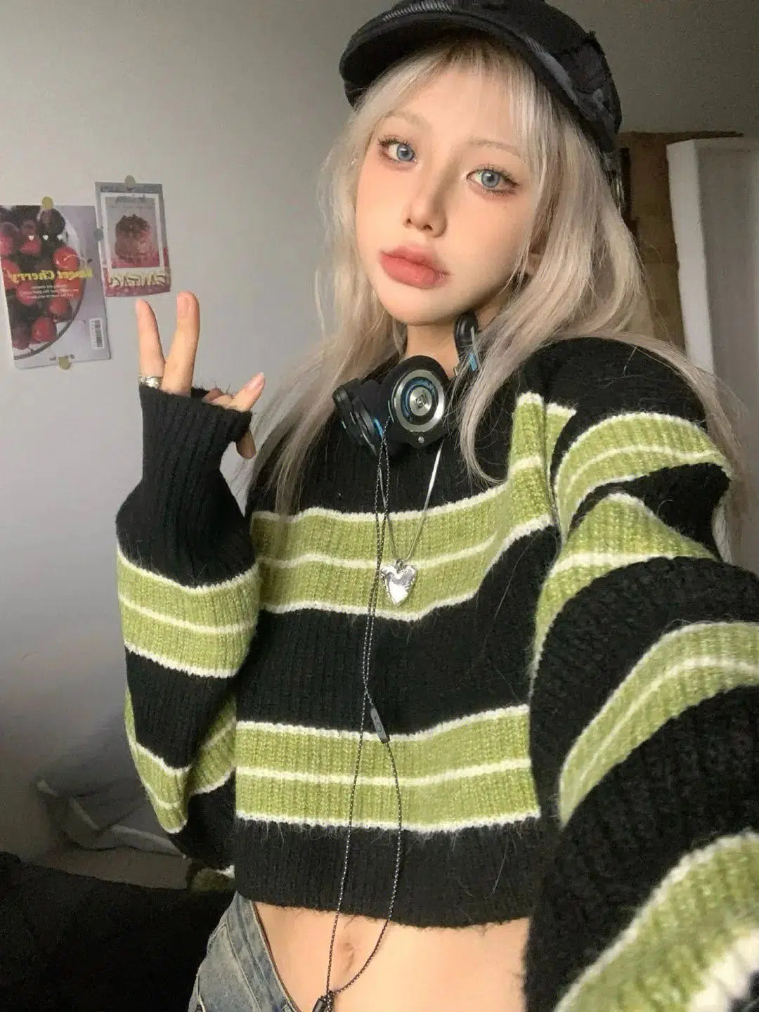 Design And Tailoring Grunge Green Striped Crop Sweater