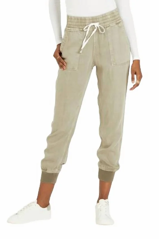 Layered Style Jacey Jogger In Desert Sage