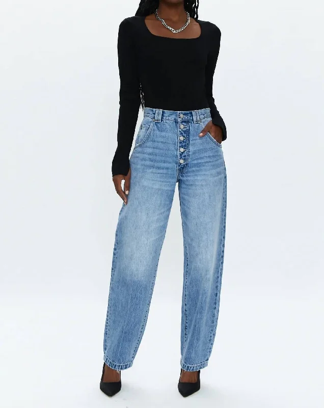 Sports Fashion Ezra High Rise Relax Taper In Skylark
