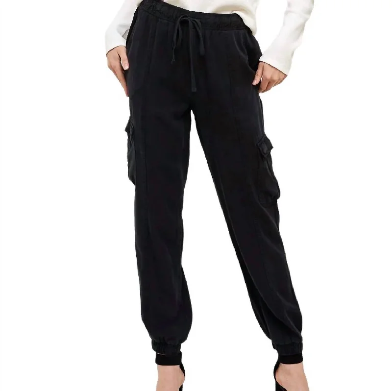 Everyday Style Marshall Cargo Joggers In Vintage Black