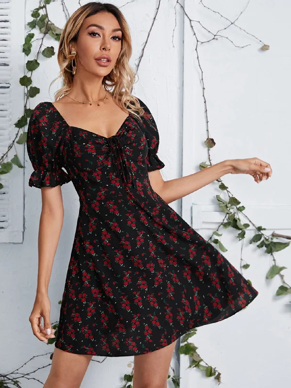 Exquisite Details Ditsy Floral Zipper Short Sleeve Sweetheart Flared High Waist Short Dress Exquisite Details Ditsy Floral Zipper Short Sleeve Sweetheart Flared High Waist Short Dress