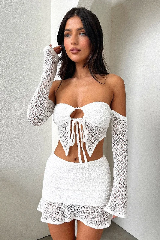 Comfortable Fitwear Devoted Crop - White