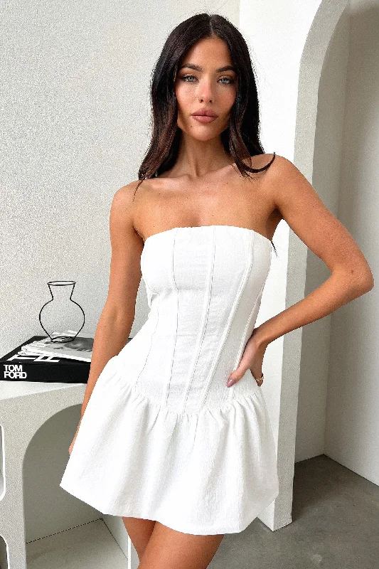 Luxury And Elegant Melrose Dress - White