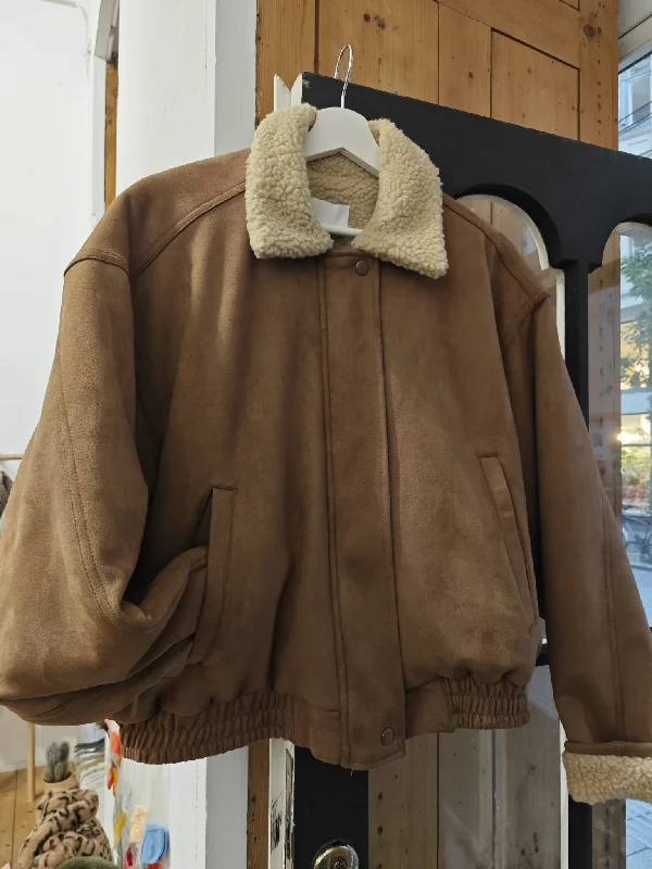 Cozy Look Fake suede boa collar jacket