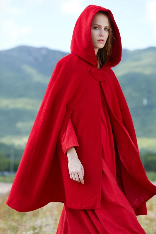 Relaxed Fit The New Yorker | Hooded Cashmere Cape
