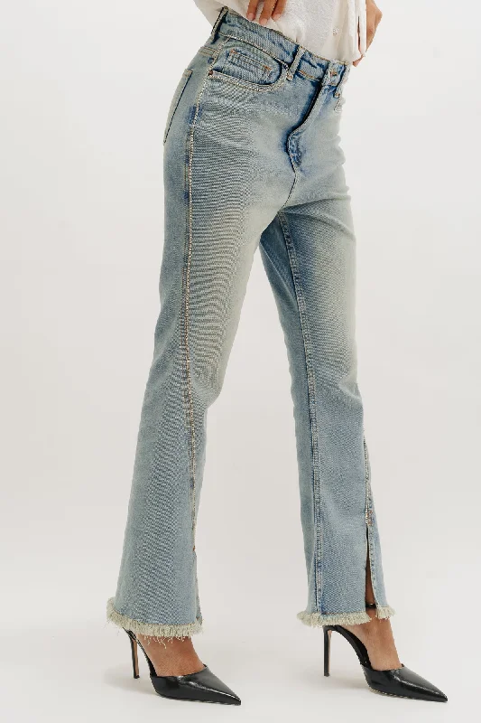 Minimal Comfort Embellished Vintage Open Cut Bootcut Jeans