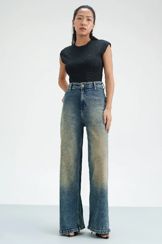 Comfortable And Simple Rustic Rinse Retro Flare Stretch Jeans