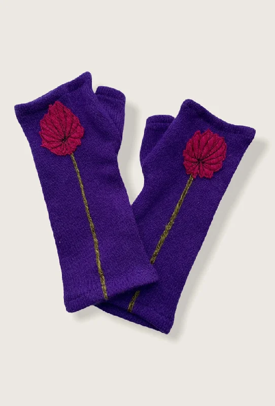 Leisure Sports Recycled Cashmere Handwarmers, Mum/Fuchsia on Purple