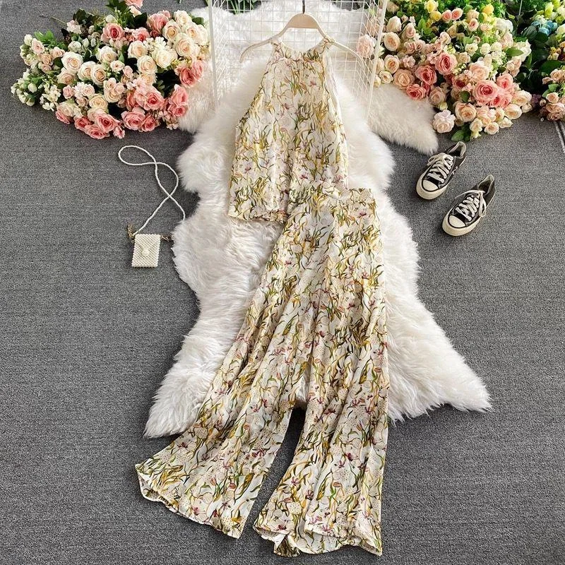 Hooded design Tinsley Coord Set