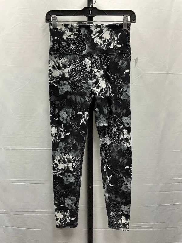 Stylish Casuals Athletic Leggings By Balance Collection  Size: M