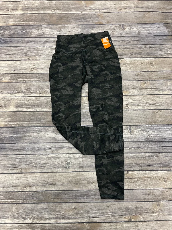 Comfortable down Athletic Leggings By Fabletics  Size: Xs