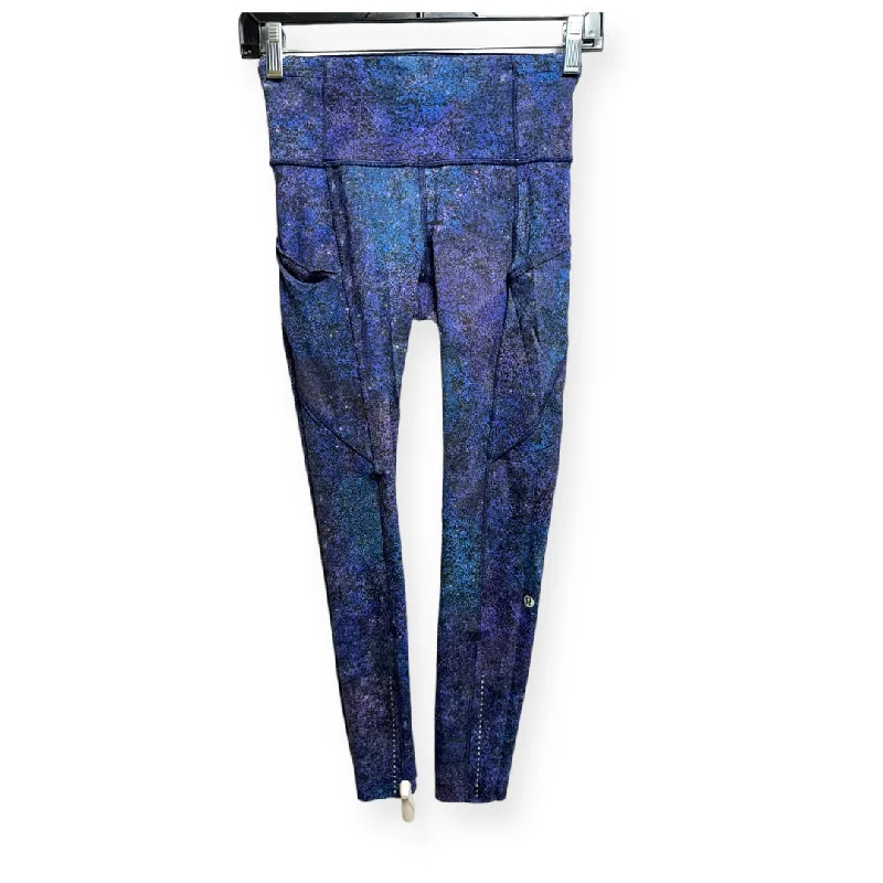 Chic Outfits Athletic Leggings By Lululemon  Size: 4