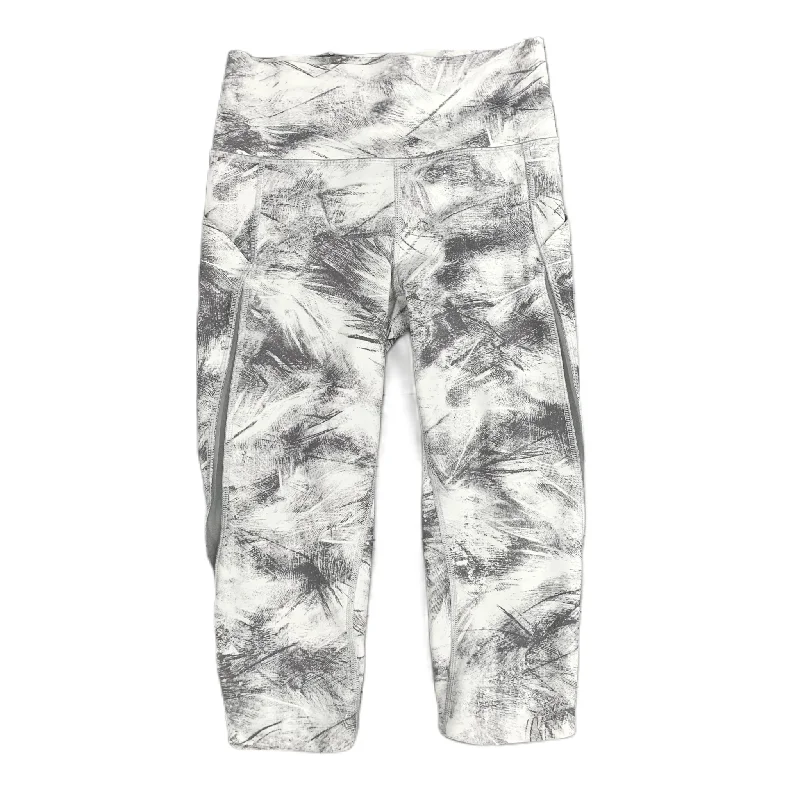 Cool Style Athletic Leggings Capris By Lululemon  Size: S