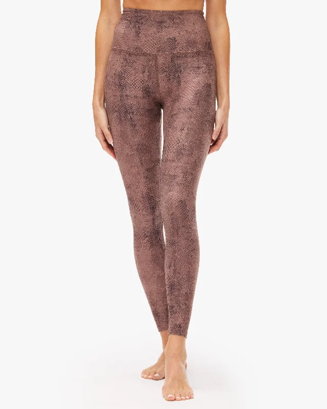 Retro Fashion Beyond Yoga Softmark High Waist Midi Legging 