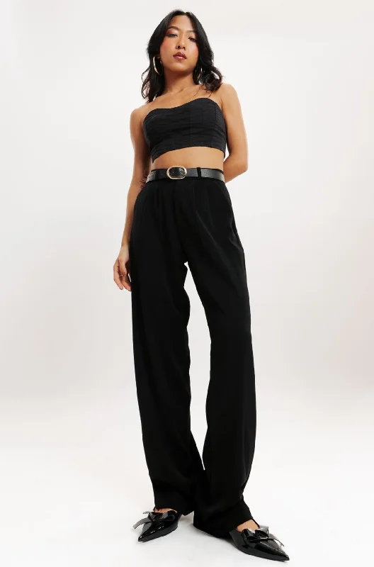 Fresh And Simple Black Pleated Straight Fit Korean Pant