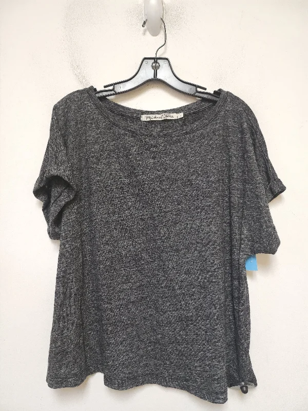 Breezy Comfort Top Short Sleeve Basic By Michael Stars In Black, Size: L
