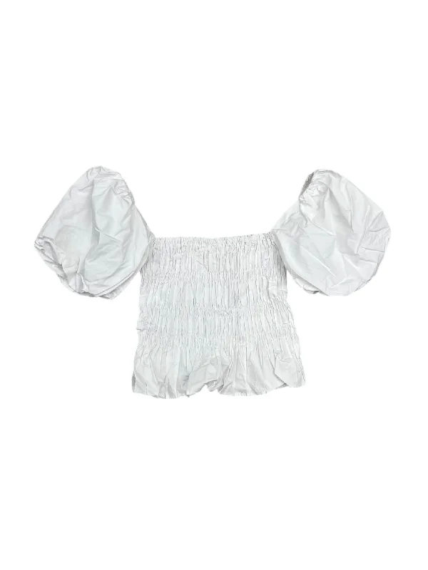 Elegant Design Top Short Sleeve By Astr The Label In White, Size: S