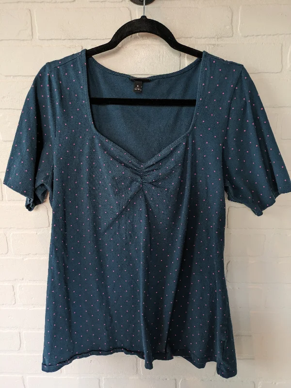 Luxury Temperament Top Short Sleeve By Torrid  Size: 3x