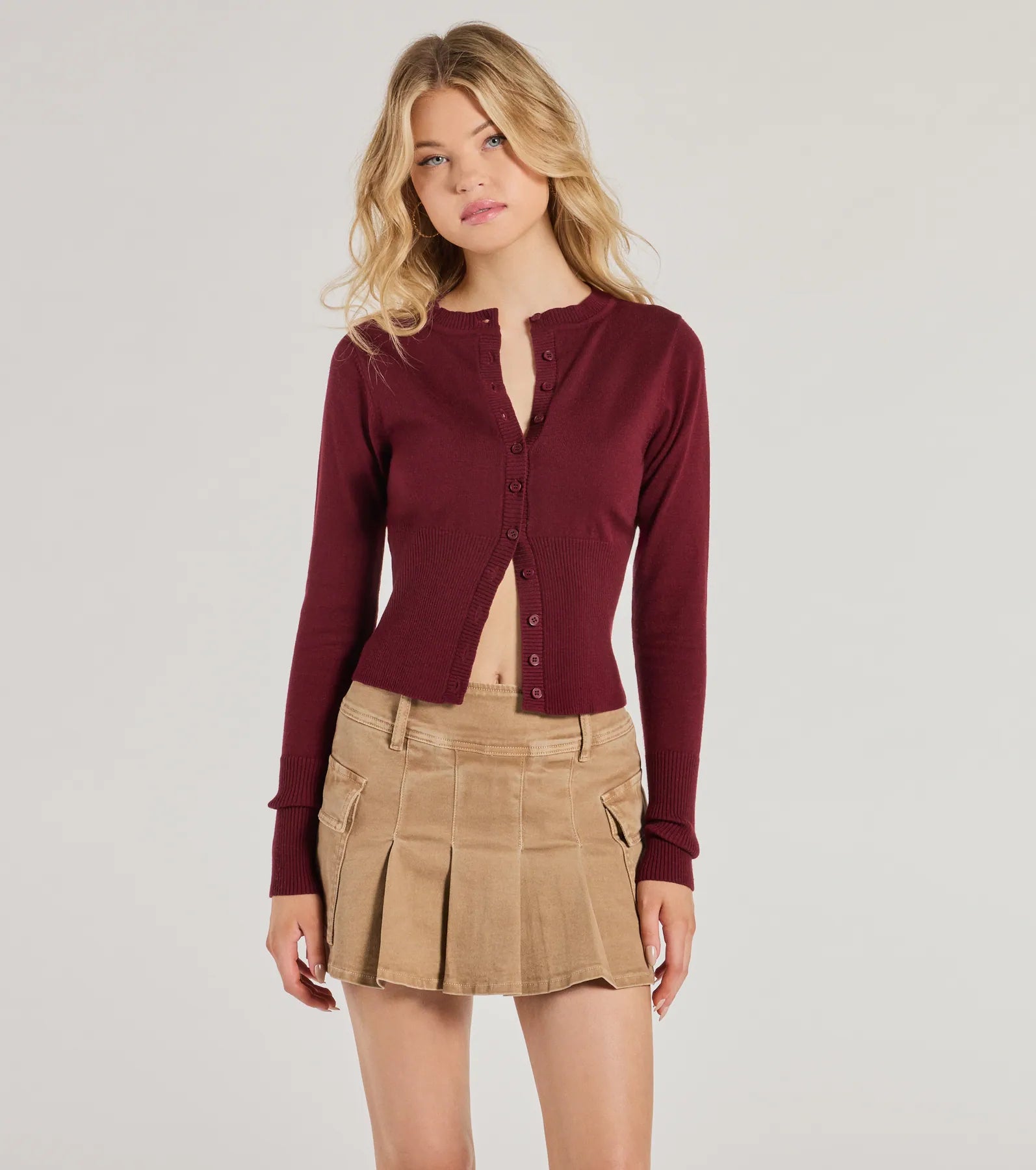 Exquisite Tailoring Chic Staple Crew Neck Cropped Knit Cardigan