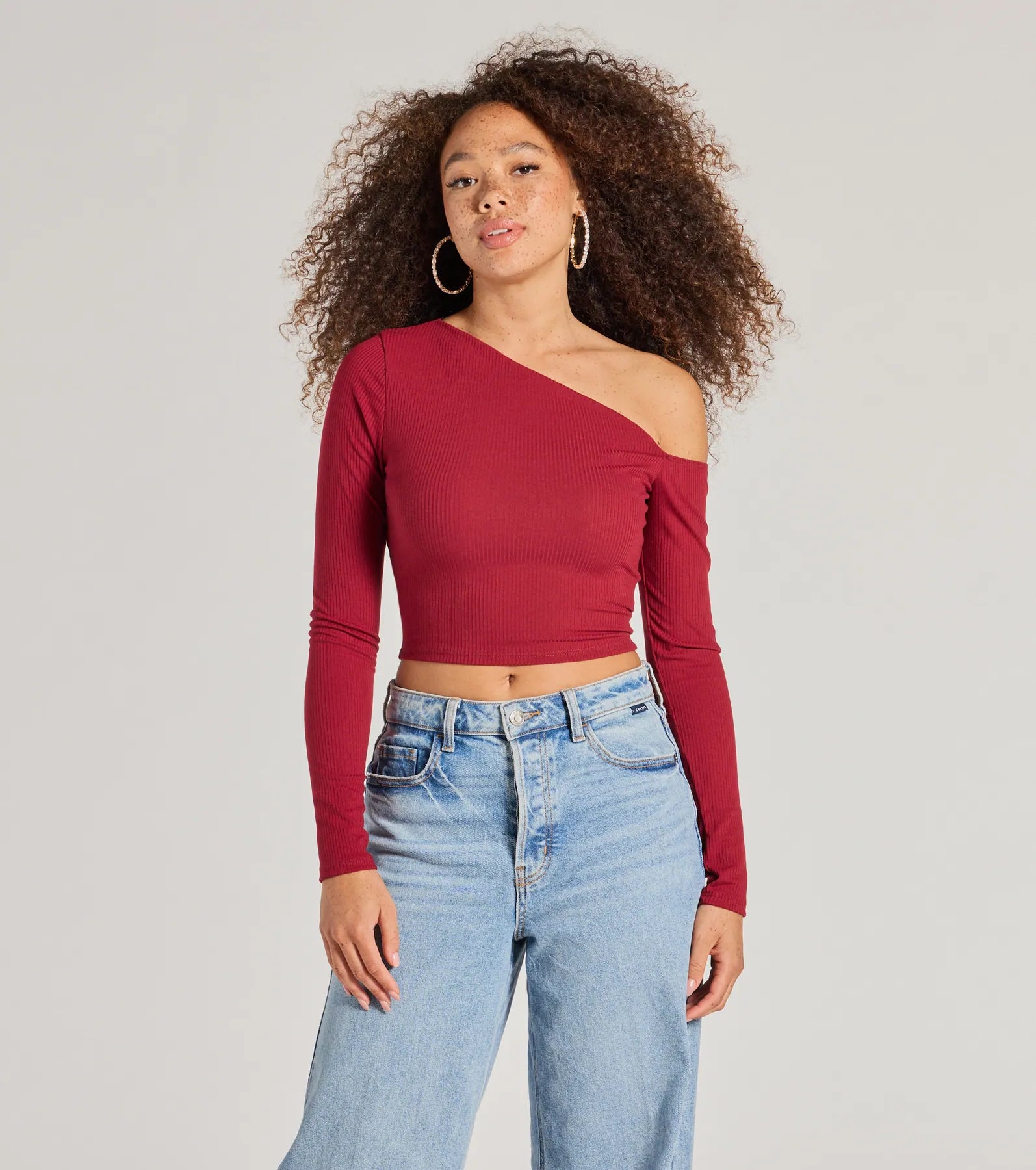 Layered Style Effortlessly Chic One-Shoulder Ribbed Crop Top