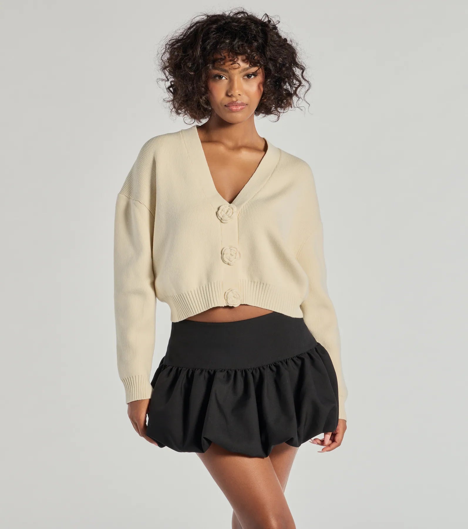 Comfort Fit Floral Charm Cropped Cardigan Knit Sweater